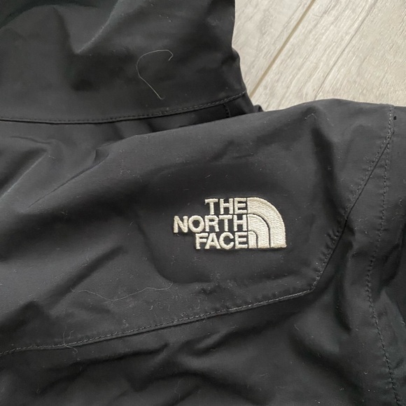 The North Face Womens Hyvent Jacket - Picture 8 of 16